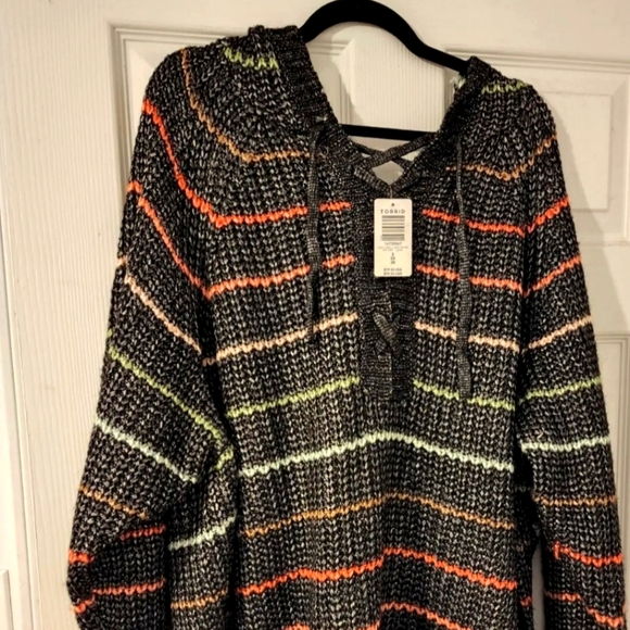 Sweater, Torrid, NWT - Picture 1 of 3